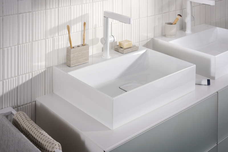 HansGrohe Finoris Tek Kollu Lavabo Bataryası 230, Çekilebilir El Duşu, 2Jet Ve Bas - Aç Gider Seti İle - 76063700 - 2