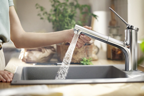 HansGrohe Zesis M33 Tek Kollu Eviye Bataryası, 150, Çekilebilir El Duşu,2Jet, Sbox Lite - 74803000 - 3
